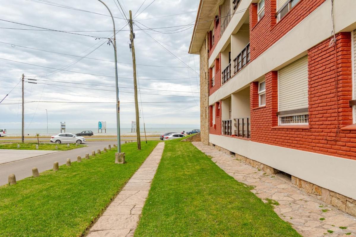 Bahia Norte.tres Ambientes Con Cochera A Metros Del Mar Apartment *